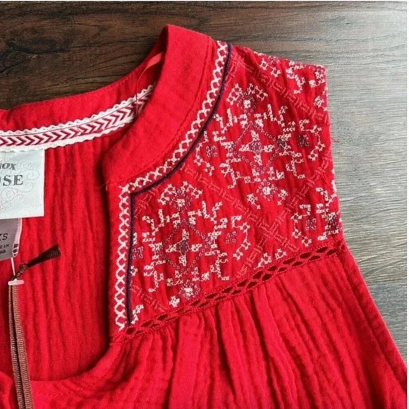 NEW Knox Rose Tank Top Red | Embroidered Tank Top | Knox Rose Tank Top - Picture 3 of 7